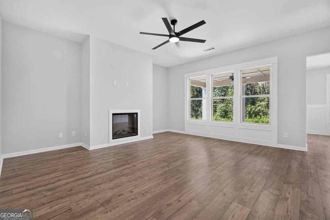 4 bedroom, 3 bathroom, 2,548 sq ft single family residence for sale at 2021 Oconee Bluff Drive, Athens, GA 30601 — photo 10