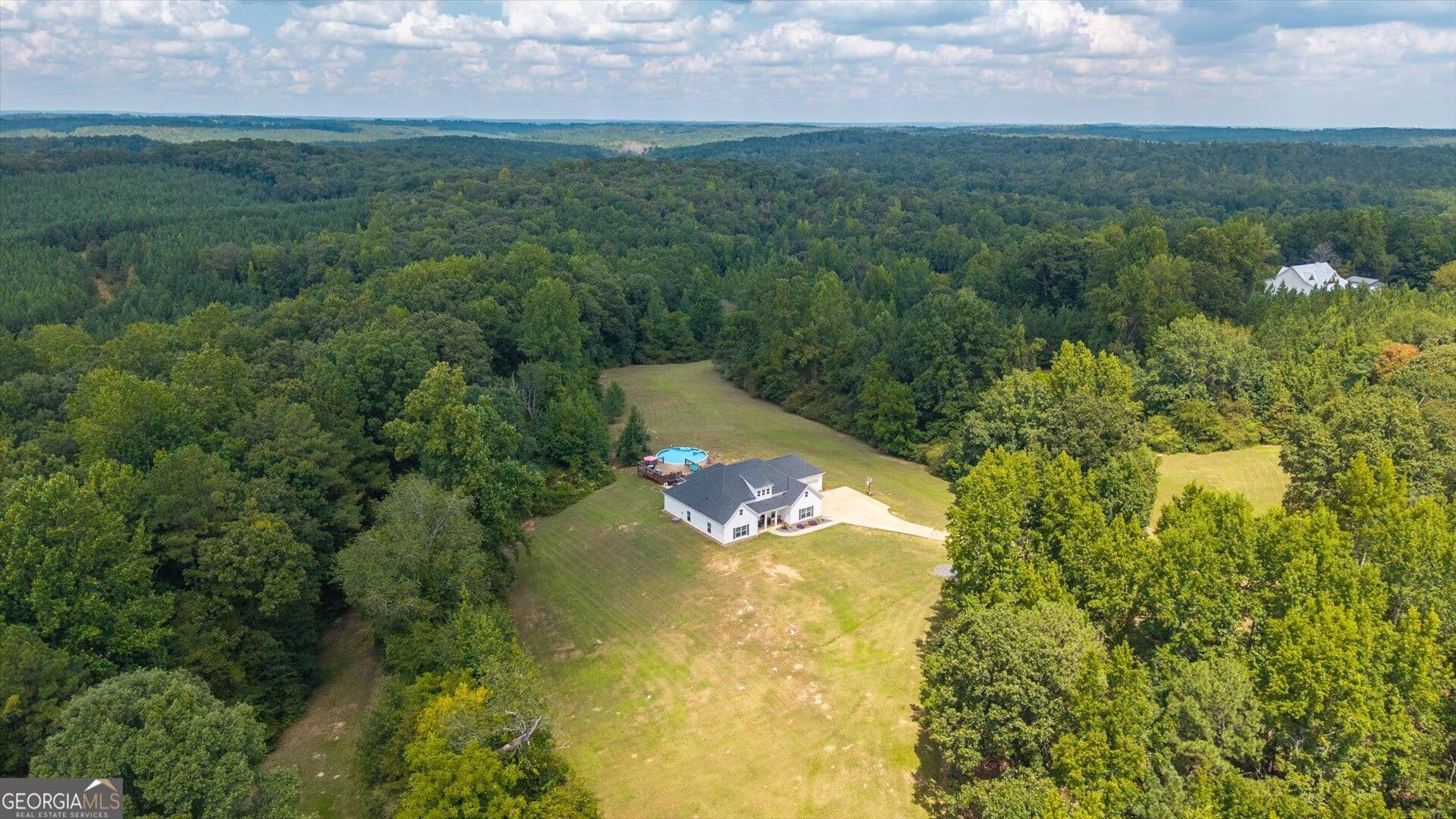 4 bedroom, 2 bathroom, 2,394 sq ft single family residence for sale at 3715 GA Highway 219, Franklin, GA 30217 — photo 2