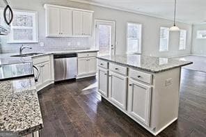 5 bedroom, 3 bathroom single family residence for rent at 1406 Weeping Tree Drive, Auburn, GA 30011 for $2,450 a month — photo 10