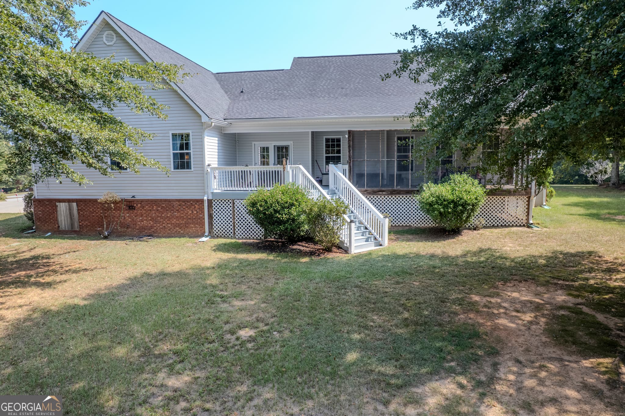 6 bedroom, 4 bathroom, 3,500 sq ft single family residence for sale at 400 Southern Walk Drive, Milledgeville, GA 31061 — photo 6