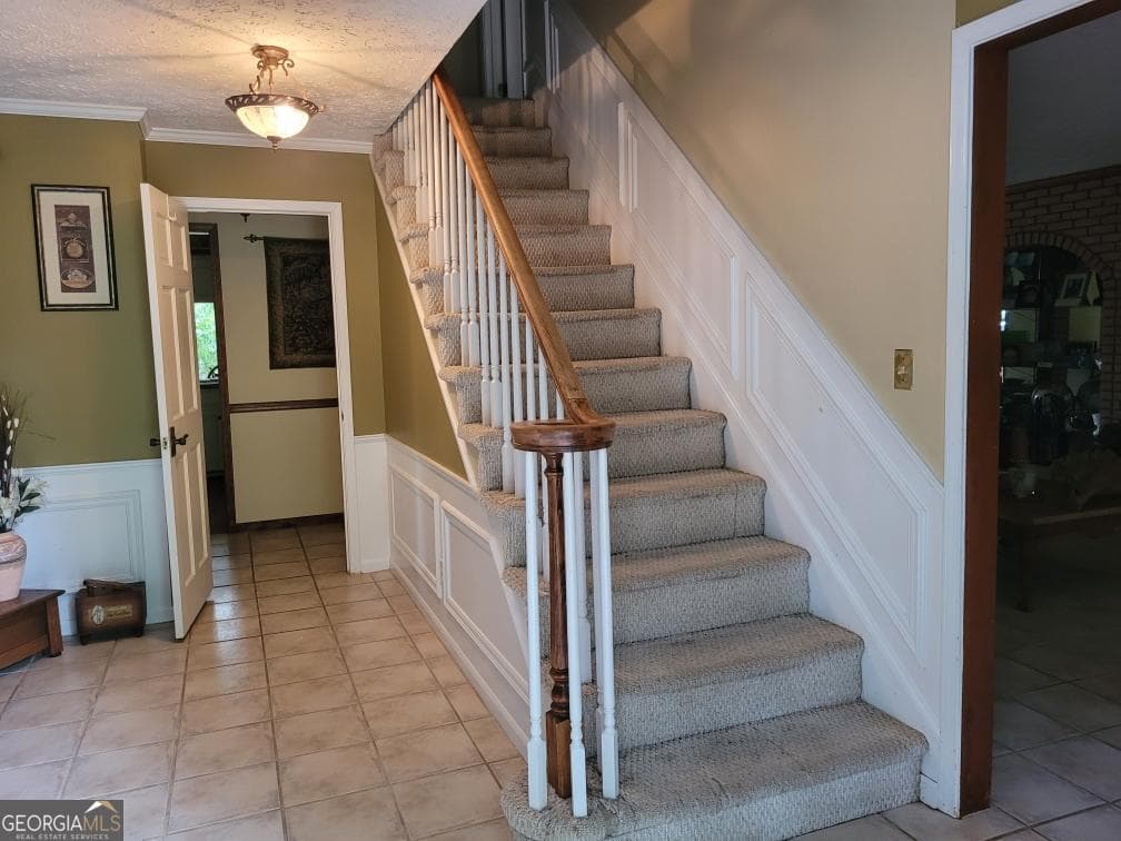 3 bedroom, 3 bathroom, 3,528 sq ft single family residence for sale at 431 Woodlawn Drive, Eufaula, AL 36027 — photo 2