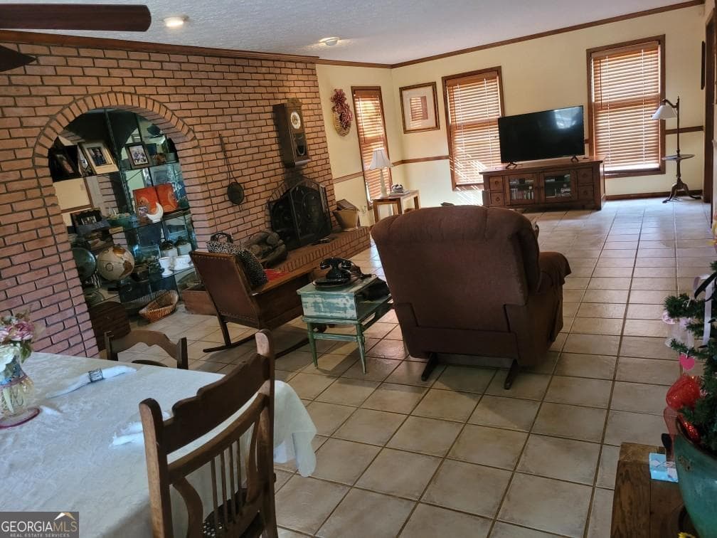 3 bedroom, 3 bathroom, 3,528 sq ft single family residence for sale at 431 Woodlawn Drive, Eufaula, AL 36027 — photo 5