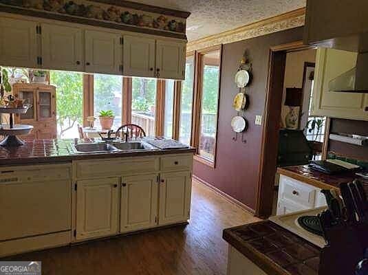 3 bedroom, 3 bathroom, 3,528 sq ft single family residence for sale at 431 Woodlawn Drive, Eufaula, AL 36027 — photo 9