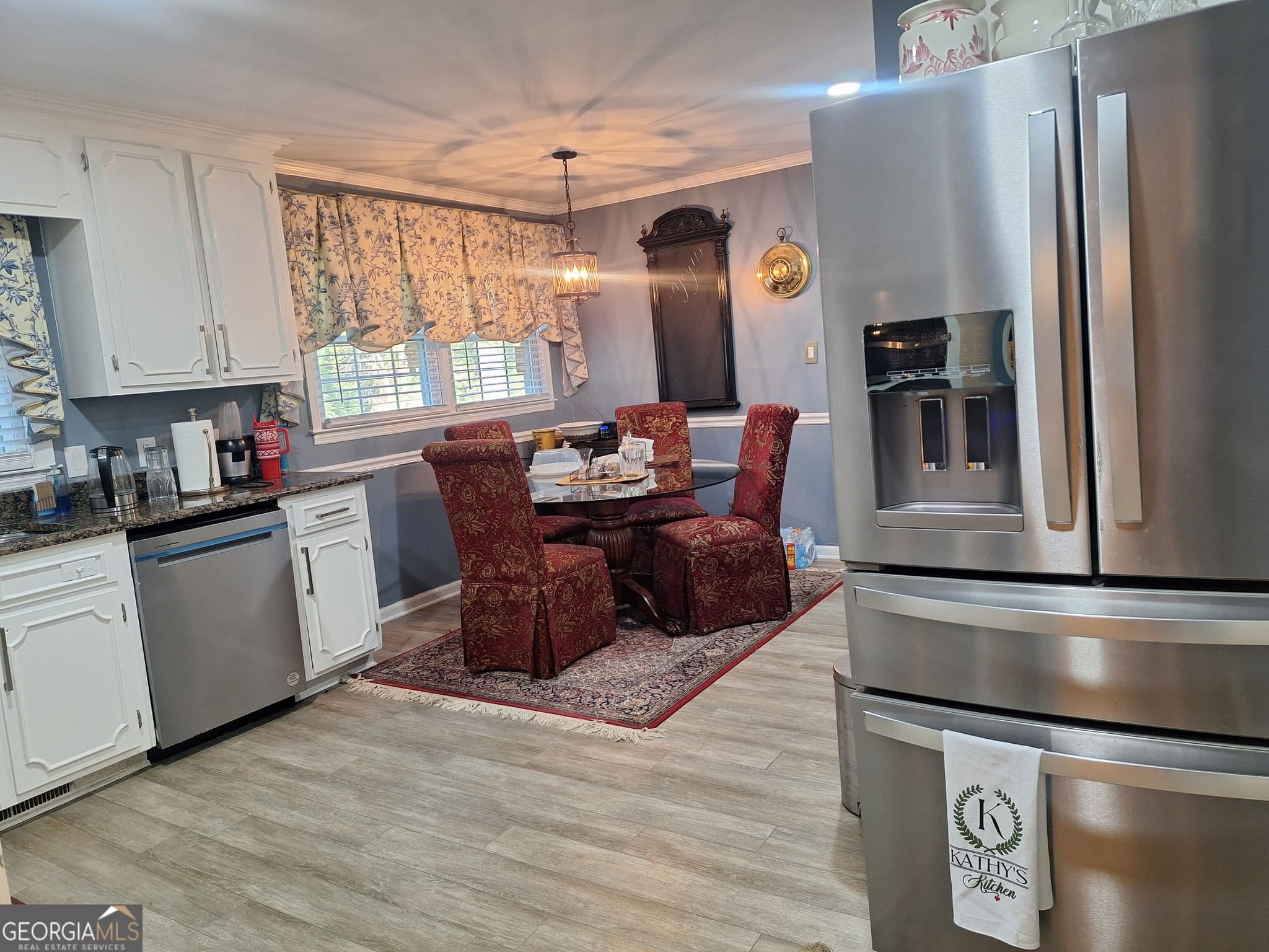 4 bedroom, 3 bathroom, 2,975 sq ft single family residence for sale at 4909 Wesleyan Woods Drive, Macon, GA 31210 — photo 5