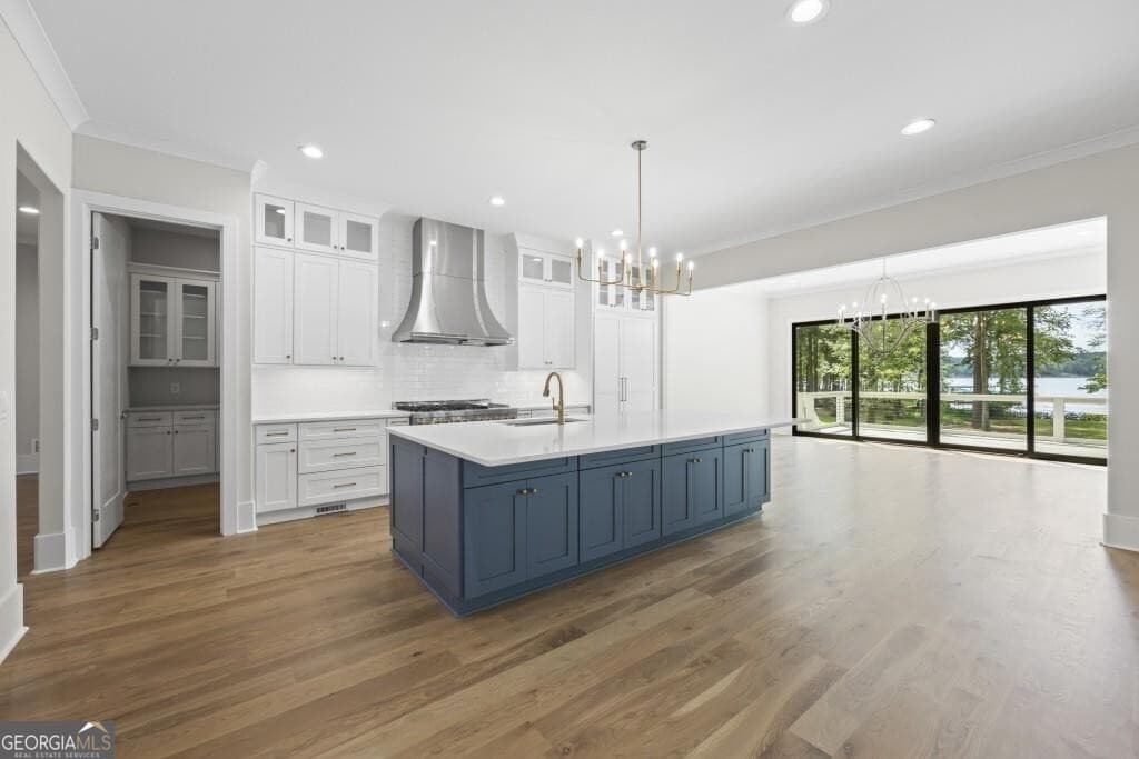 5 bedroom, 4.5 bathroom, 4,097 sq ft single family residence for sale at 1301 Grayson Pointe Drive, Buckhead, GA 30625 — photo 7