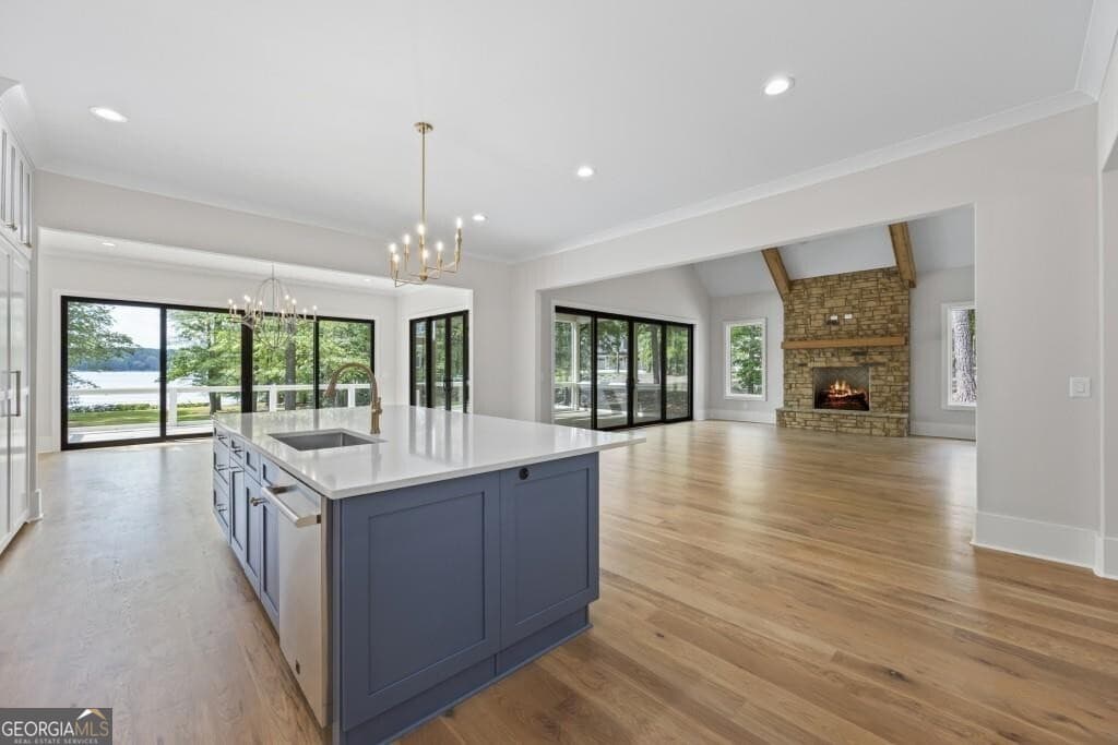 5 bedroom, 4.5 bathroom, 4,097 sq ft single family residence for sale at 1301 Grayson Pointe Drive, Buckhead, GA 30625 — photo 8