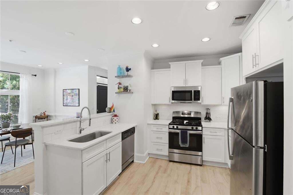 1 bedroom, 1 bathroom, 823 sq ft condominium for sale at 625 Piedmont Avenue 103, Atlanta, GA 30308 — photo 6