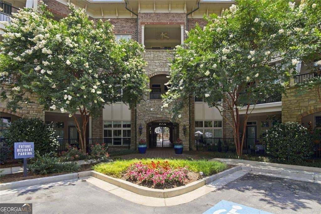 1 bedroom, 1 bathroom, 823 sq ft condominium for sale at 625 Piedmont Avenue 103, Atlanta, GA 30308 — photo 9
