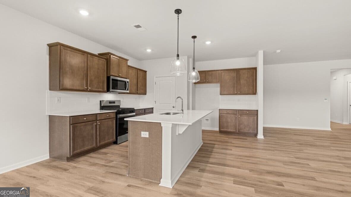 3 bedroom, 2 bathroom, 2,250 sq ft single family residence for sale at 3113 Hallsley Drive, South Fulton, GA 30349 — photo 6