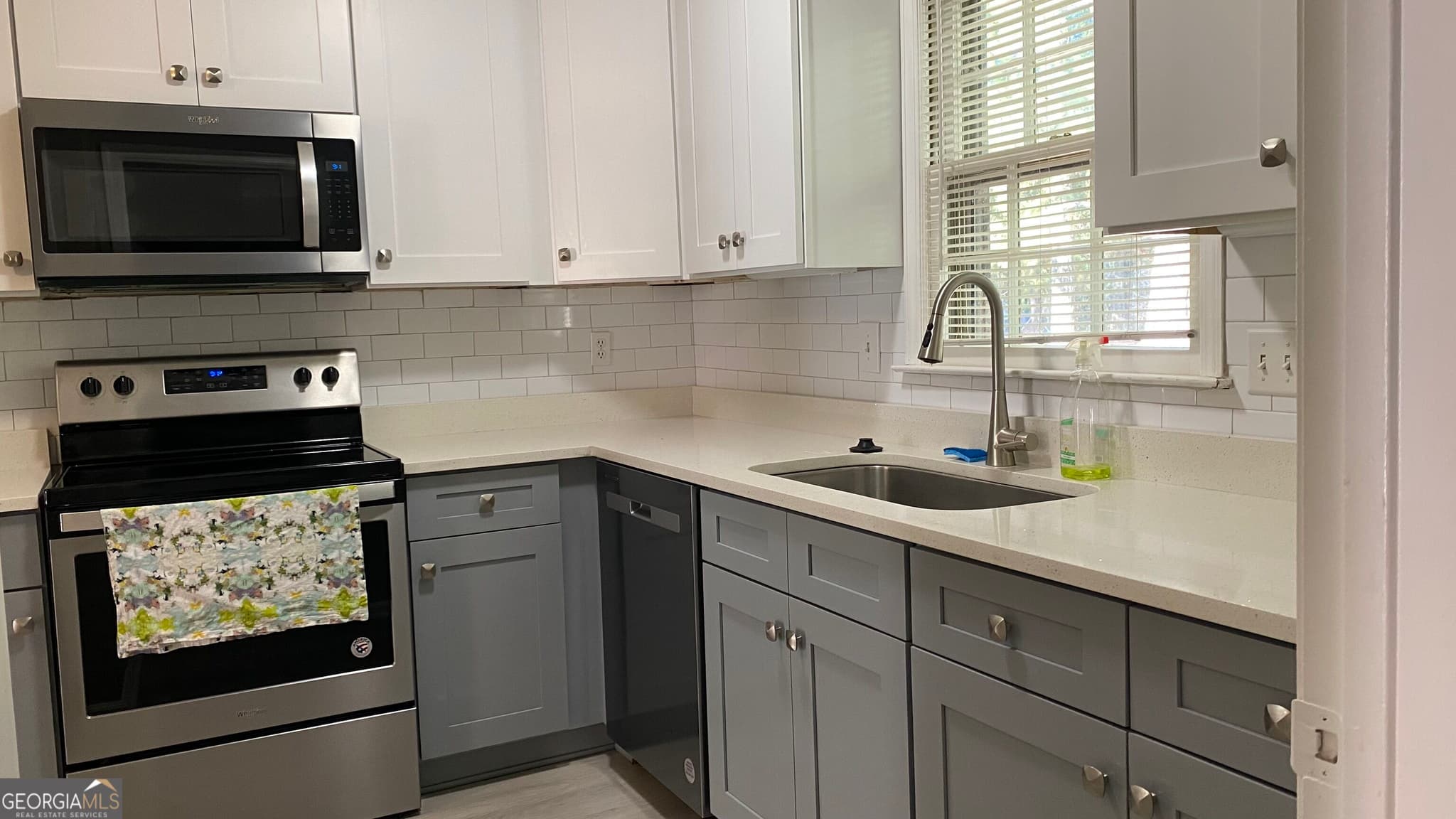 2 bedroom, 2.5 bathroom, 1,260 sq ft townhouse for rent at 591 Wedgewood Drive 591, Alpharetta, GA 30009 for $2,000 a month — photo 10