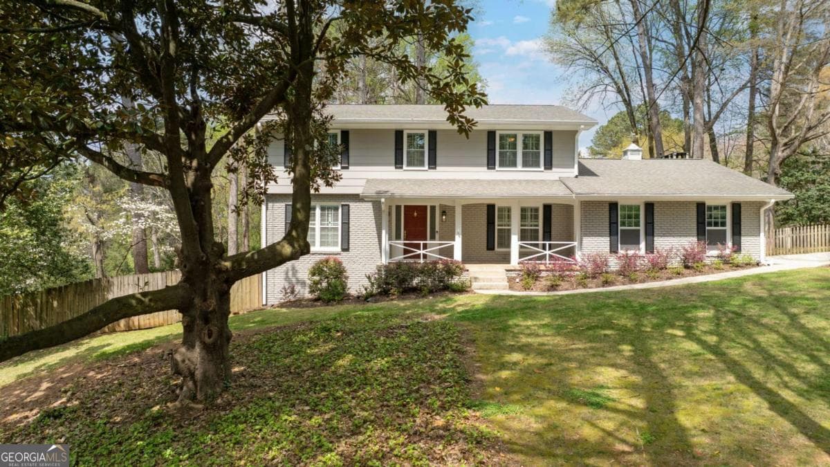 4 bedroom, 3 bathroom, 2,891 sq ft single family residence sold at 2492 Sherbrooke Drive, Atlanta, GA 30345