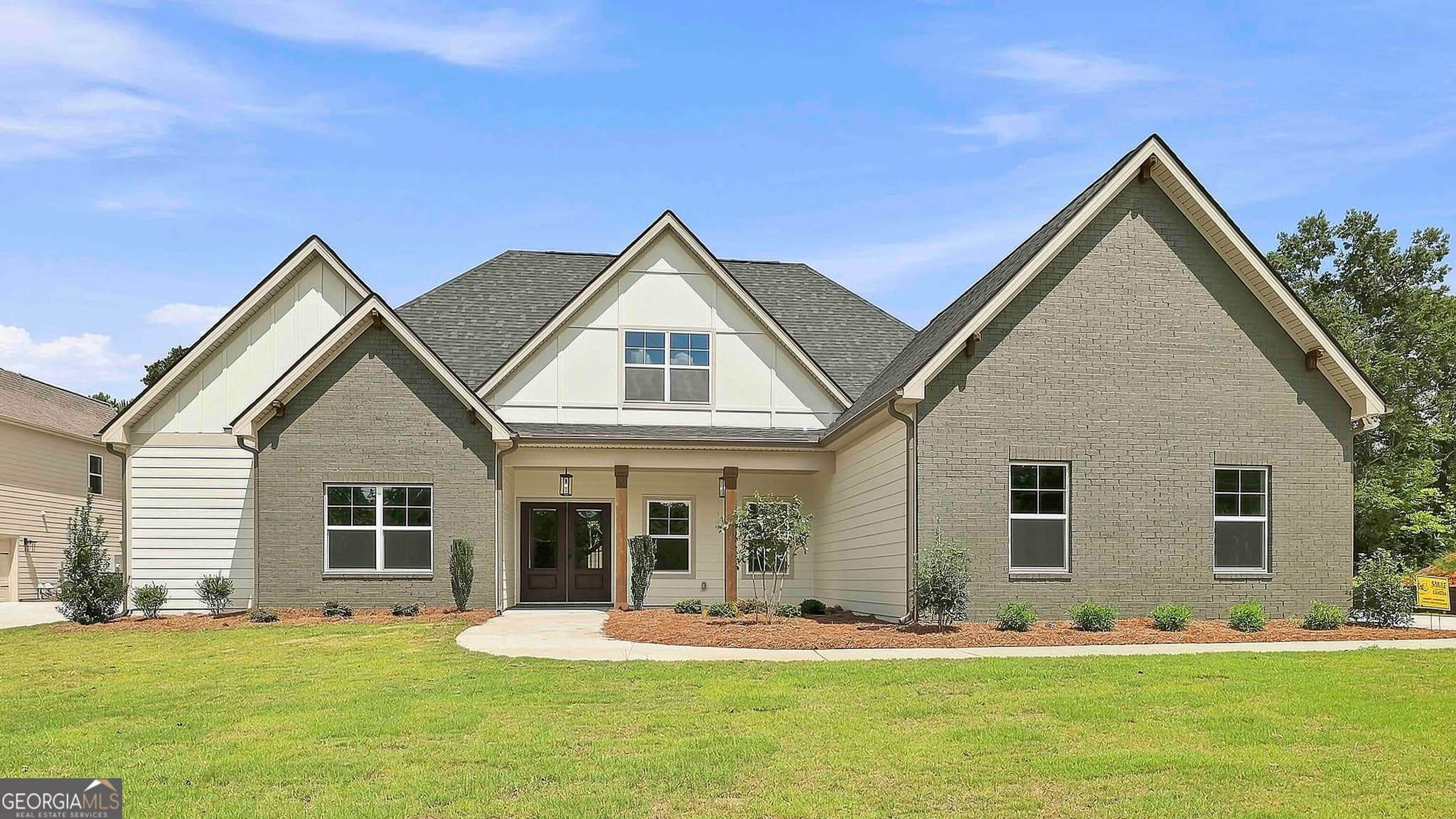 5 bedroom, 4 bathroom, 3,507 sq ft single family residence for sale at 901 Stalling Road 30, Senoia, GA 30276 — photo 2