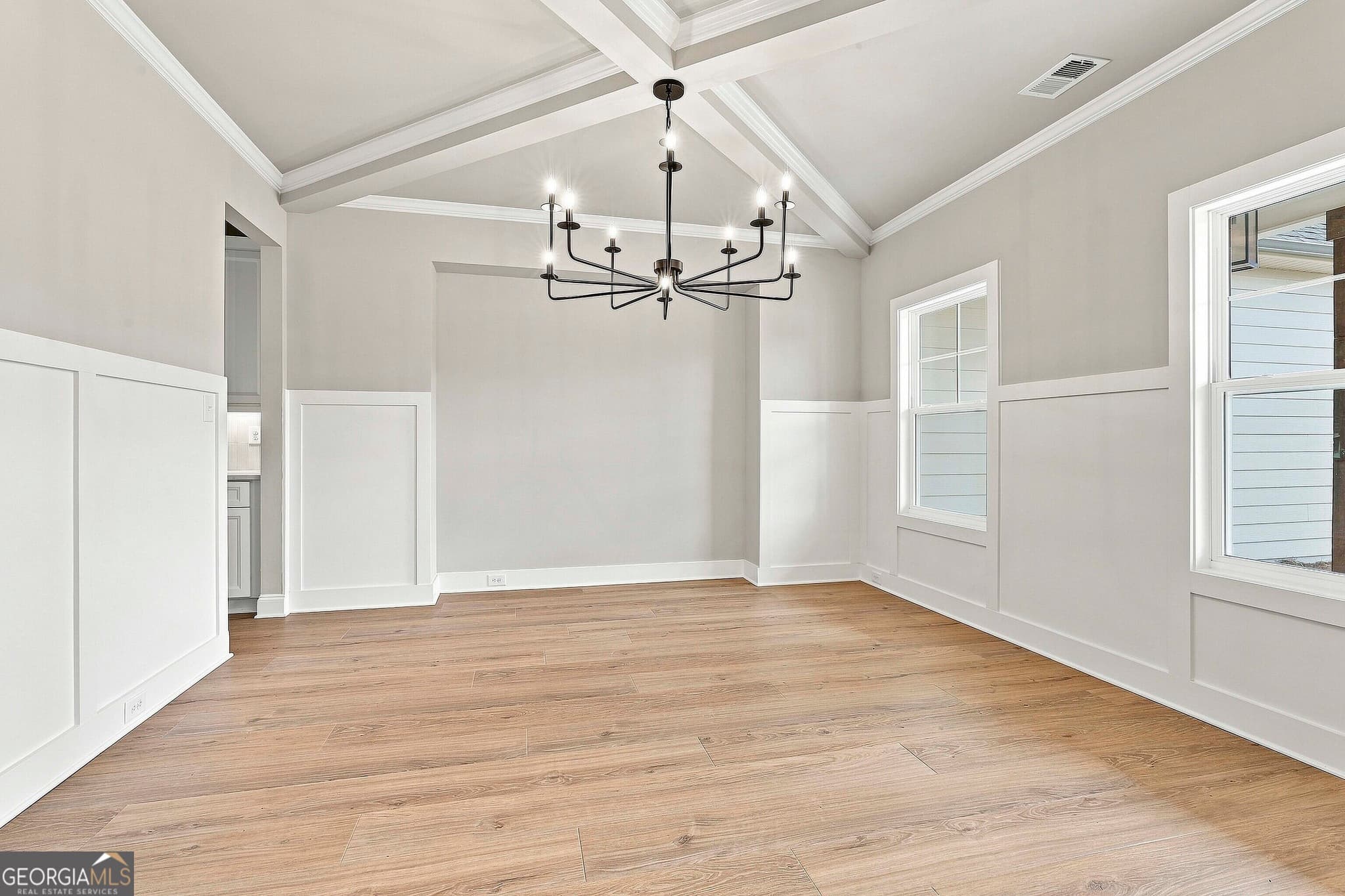 5 bedroom, 4 bathroom, 3,507 sq ft single family residence for sale at 901 Stalling Road 30, Senoia, GA 30276 — photo 7