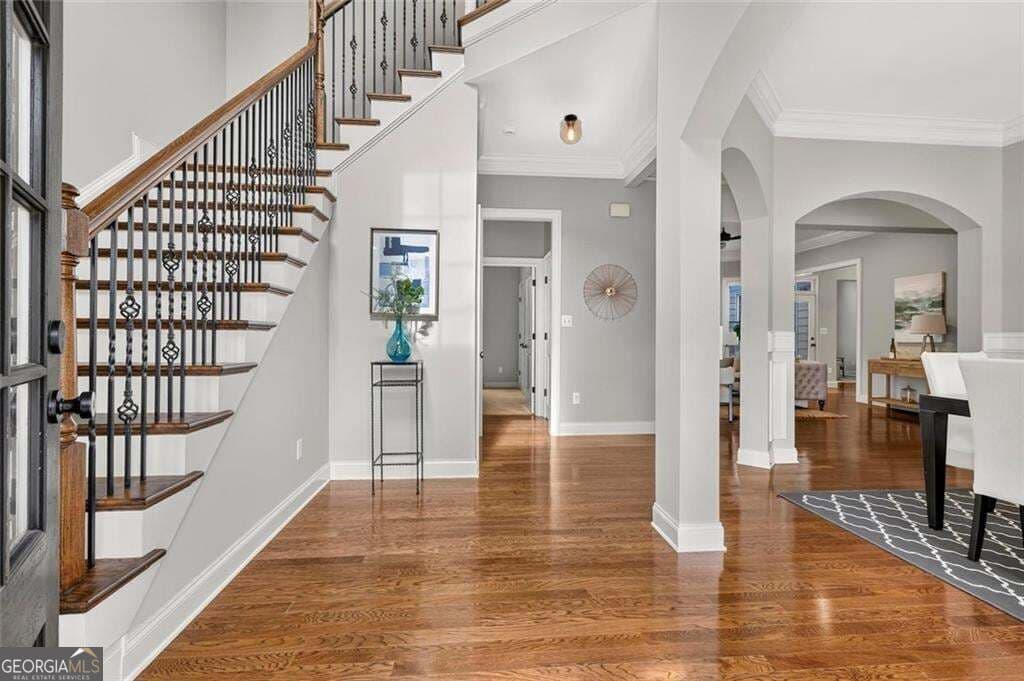 5 bedroom, 4 bathroom, 2,936 sq ft single family residence for sale at 4054 Hill House Road, Smyrna, GA 30082 — photo 3
