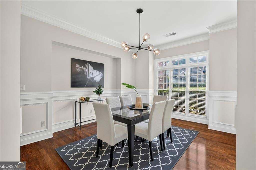 5 bedroom, 4 bathroom, 2,936 sq ft single family residence for sale at 4054 Hill House Road, Smyrna, GA 30082 — photo 5