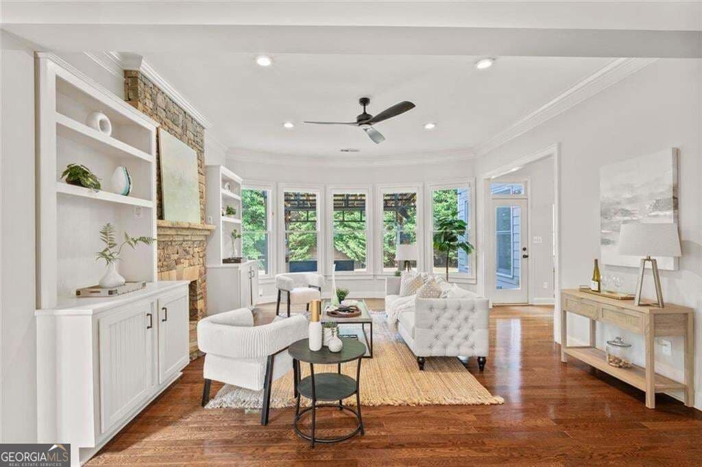 5 bedroom, 4 bathroom, 2,936 sq ft single family residence for sale at 4054 Hill House Road, Smyrna, GA 30082 — photo 8