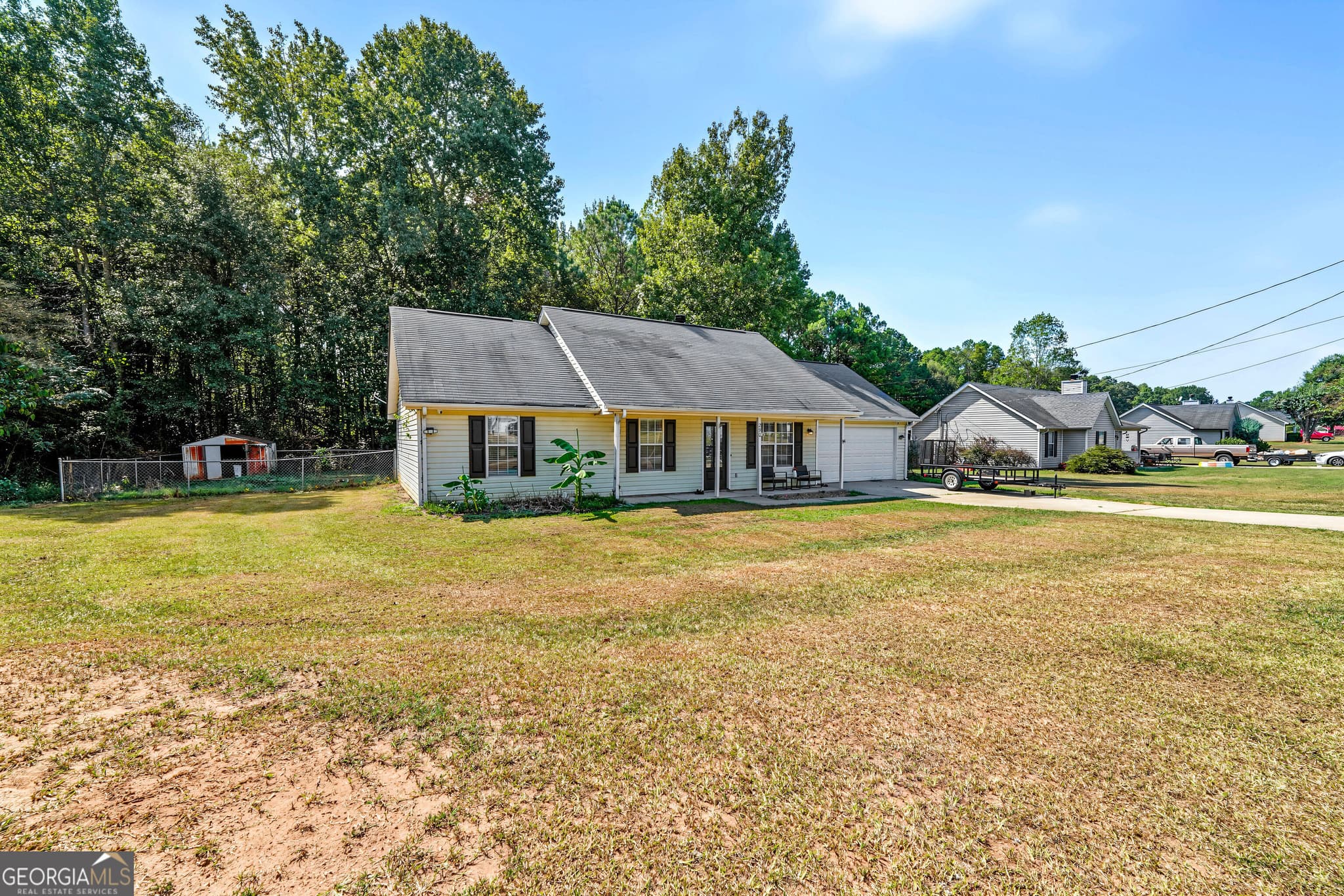 3 bedroom, 2 bathroom, 1,514 sq ft single family residence for sale at 290 Stony Brook Circle, Jackson, GA 30233 — photo 2