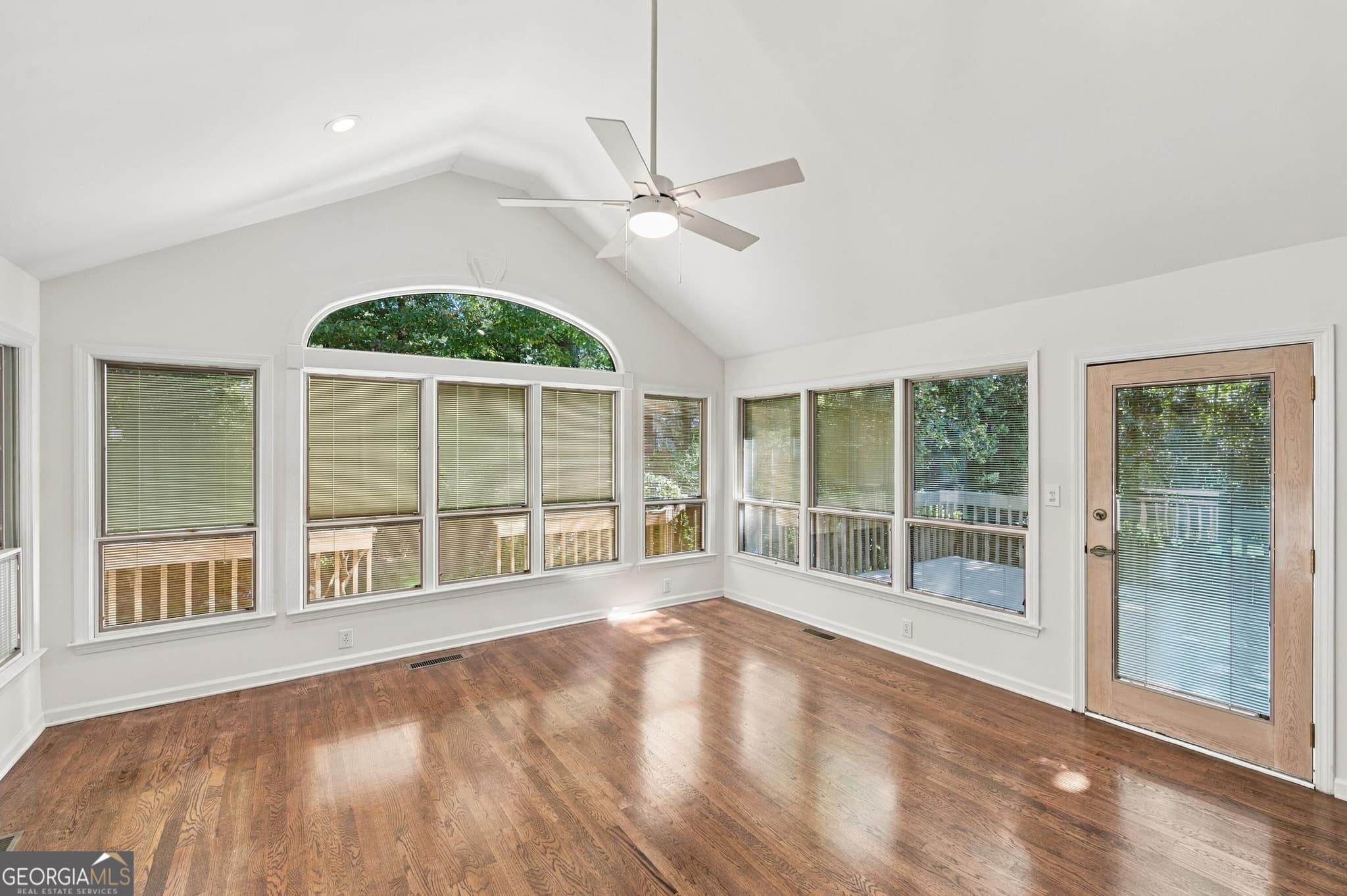 5 bedroom, 2.5 bathroom, 2,941 sq ft single family residence for sale at 4955 Mill Stream Court, Dunwoody, GA 30338 — photo 3