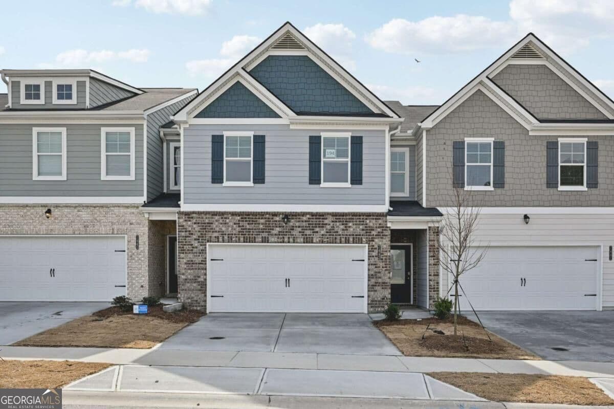 3 bedroom, 2.5 bathroom townhouse for sale at 5620 Transfer Trail, Ellenwood, GA 30294