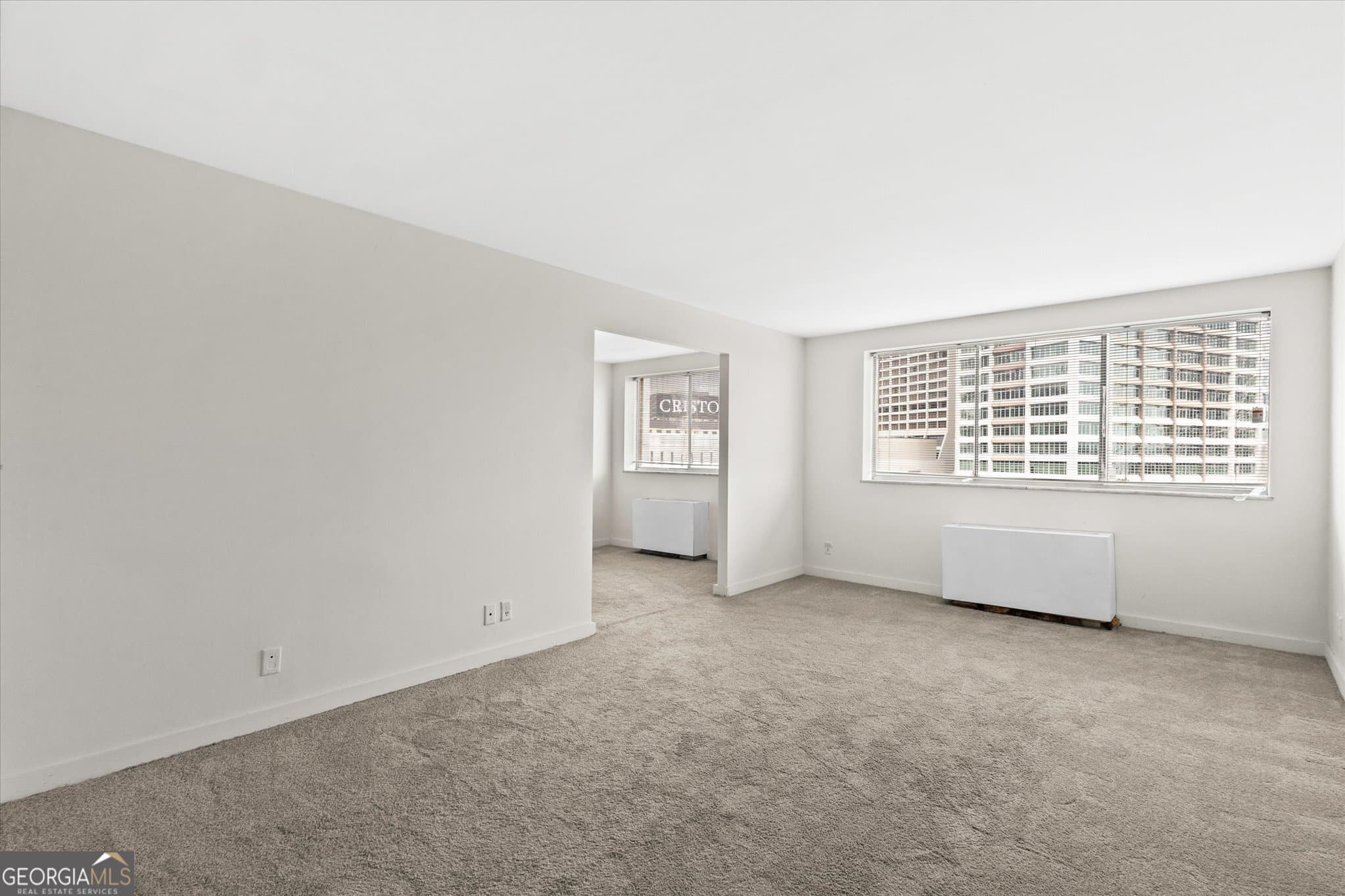 1 bedroom, 1 bathroom, 850 sq ft condominium for sale at 215 Piedmont Avenue 702, Atlanta, GA 30308 — photo 6