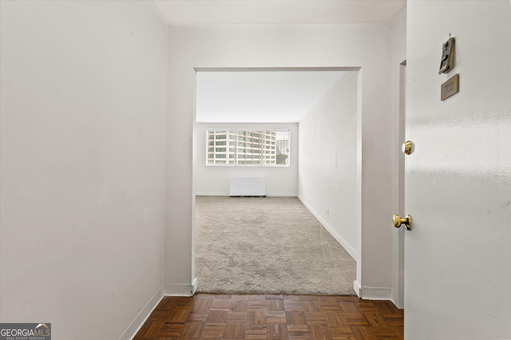 1 bedroom, 1 bathroom, 850 sq ft condominium for sale at 215 Piedmont Avenue 702, Atlanta, GA 30308 — photo 4
