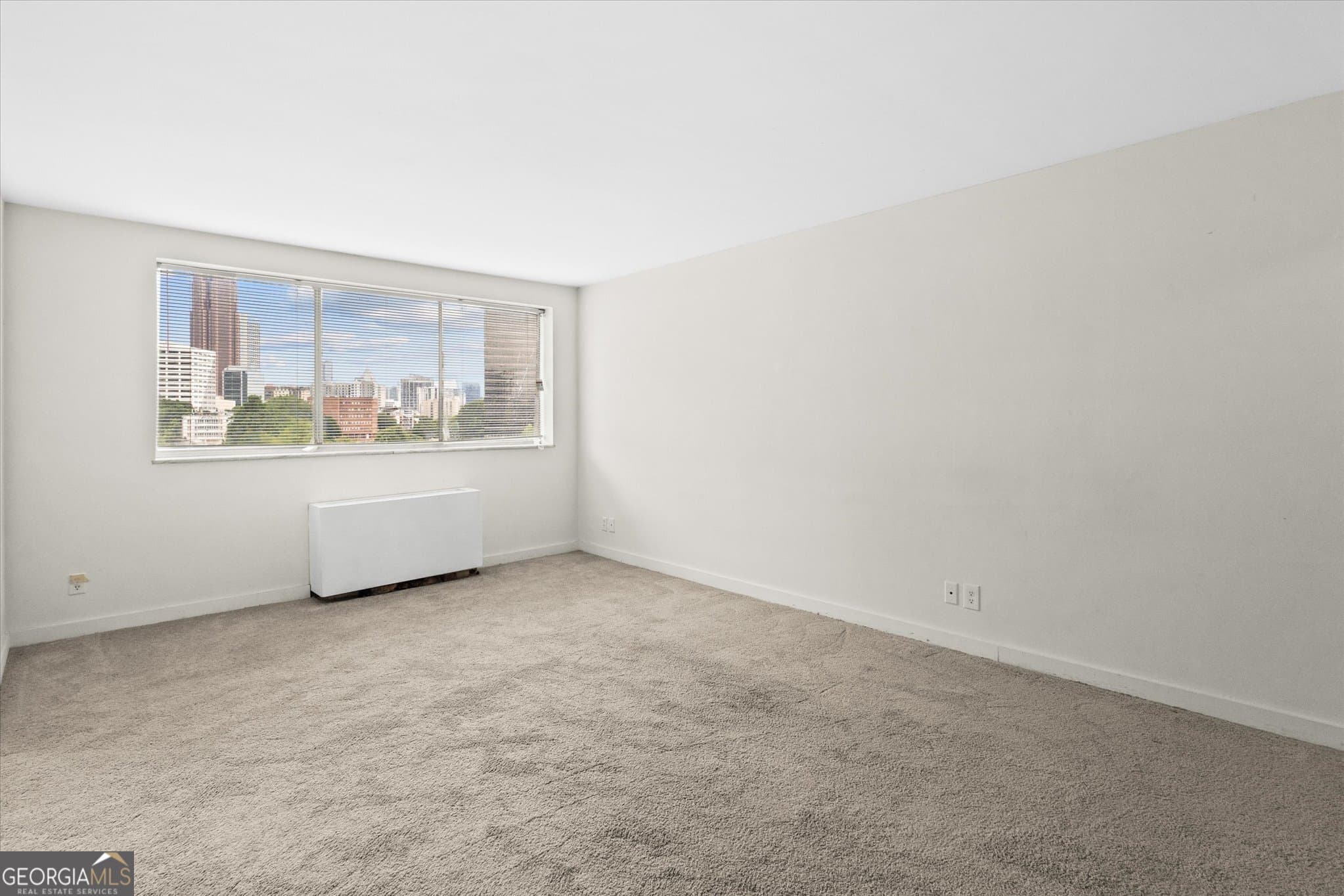 1 bedroom, 1 bathroom, 850 sq ft condominium for sale at 215 Piedmont Avenue 702, Atlanta, GA 30308 — photo 8