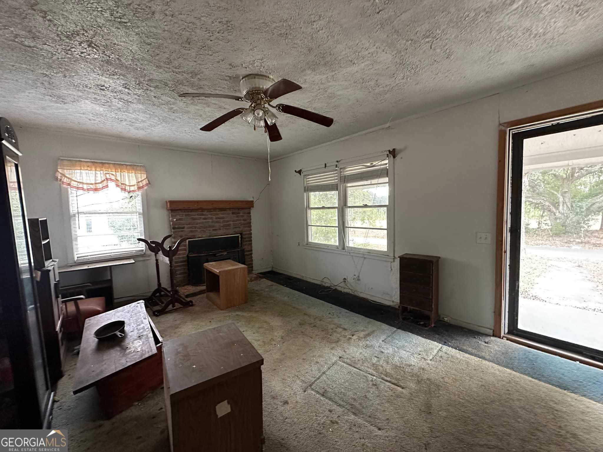 1 bedroom, 1 bathroom, 1,024 sq ft single family residence for sale at 5921 9th Avenue, Eastman, GA 31023 — photo 5