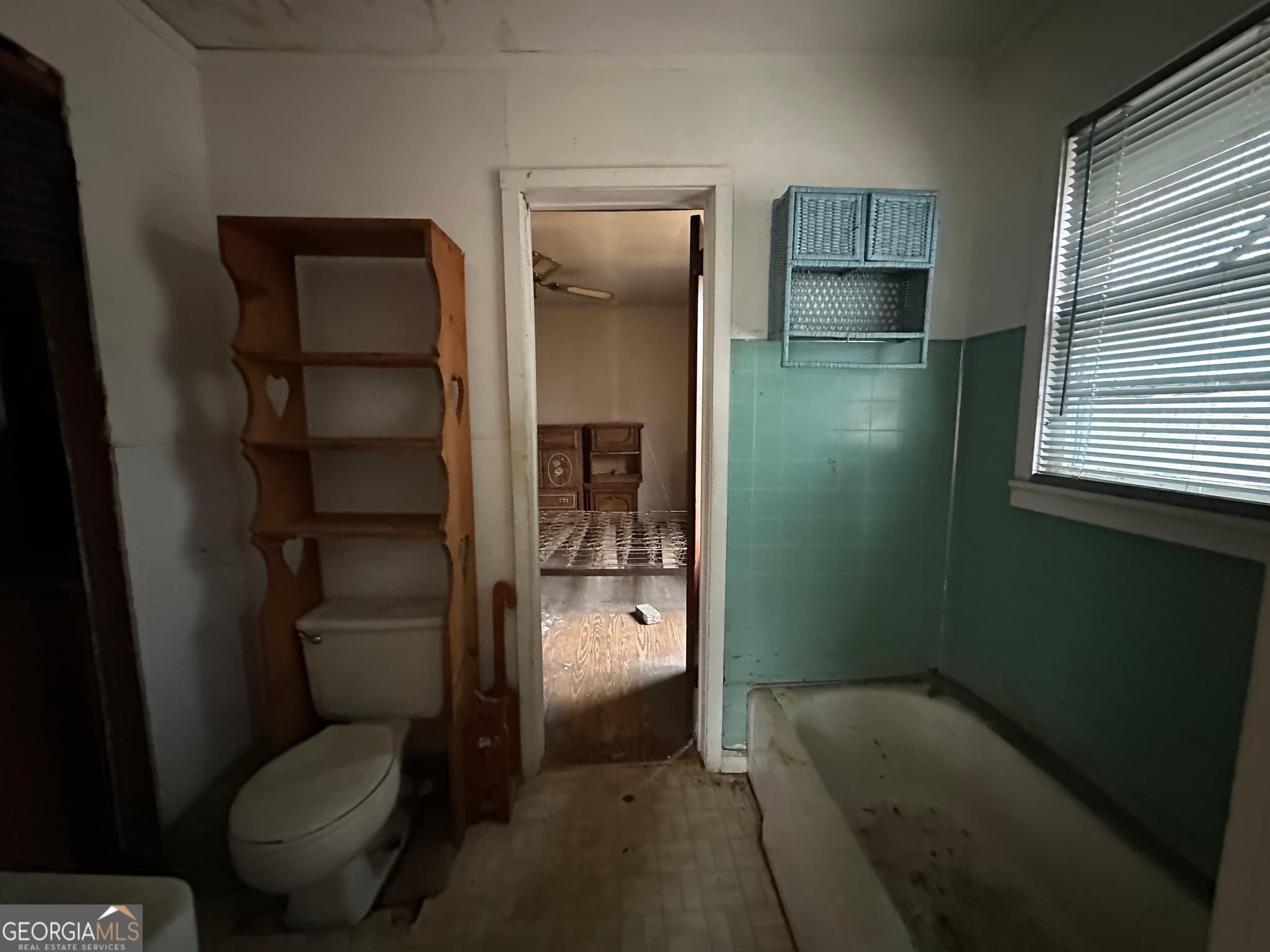 1 bedroom, 1 bathroom, 1,024 sq ft single family residence for sale at 5921 9th Avenue, Eastman, GA 31023 — photo 10