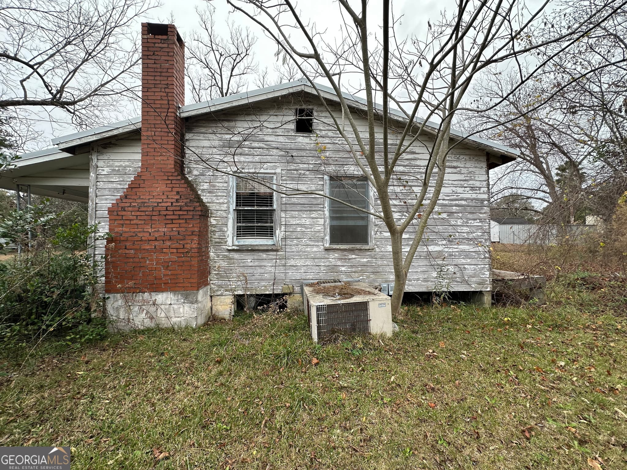 1 bedroom, 1 bathroom, 1,024 sq ft single family residence for sale at 5921 9th Avenue, Eastman, GA 31023 — photo 4