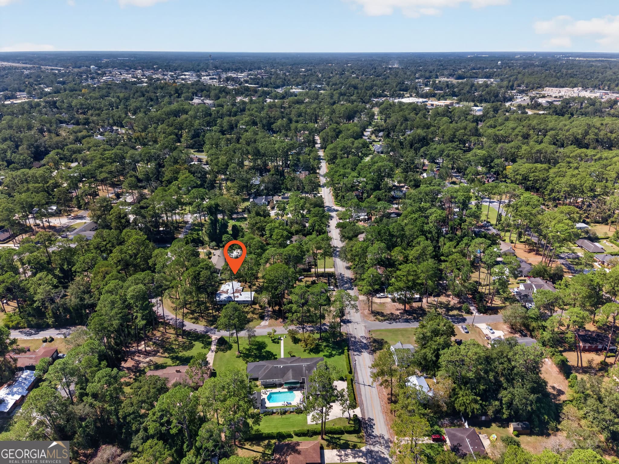 3 bedroom, 2 bathroom, 1,770 sq ft single family residence for sale at 1101 Suwanne Drive, Waycross, GA 31501 — photo 6