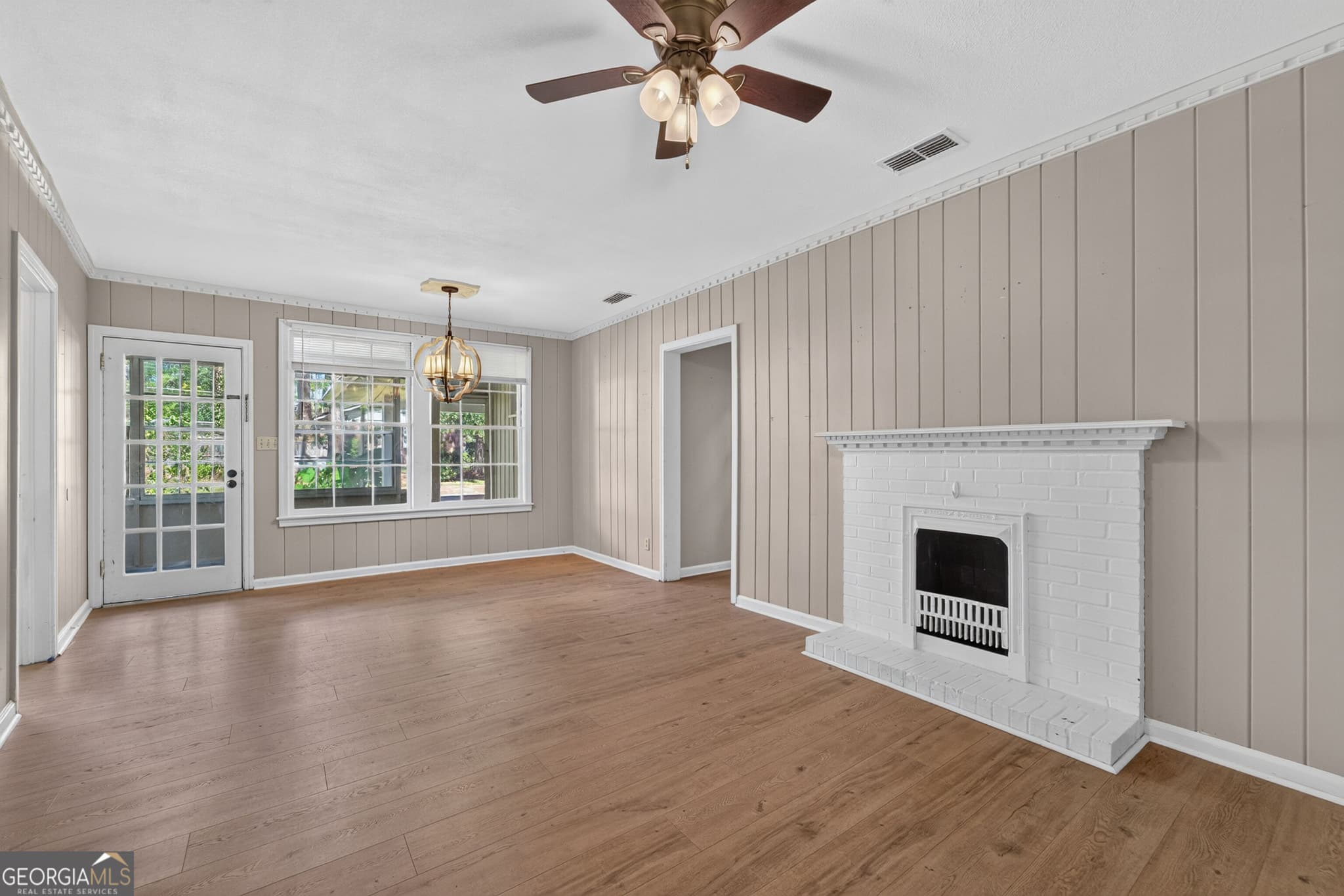 3 bedroom, 2 bathroom, 1,770 sq ft single family residence for sale at 1101 Suwanne Drive, Waycross, GA 31501 — photo 7