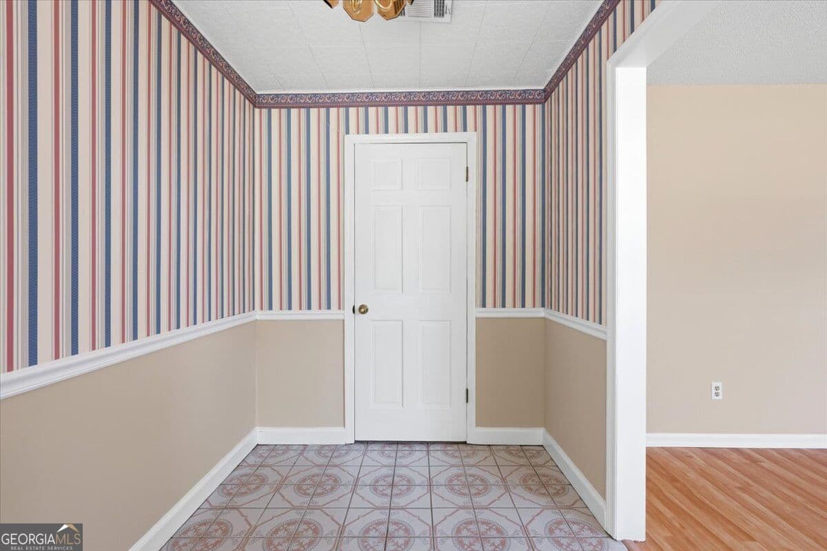 3 bedroom, 2 bathroom, 2,244 sq ft single family residence for sale at 5848 School Road, Macon, GA 31216 — photo 3