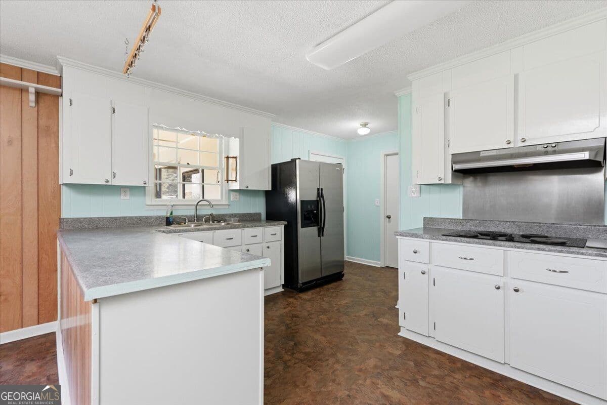 3 bedroom, 2 bathroom, 2,244 sq ft single family residence for sale at 5848 School Road, Macon, GA 31216 — photo 8