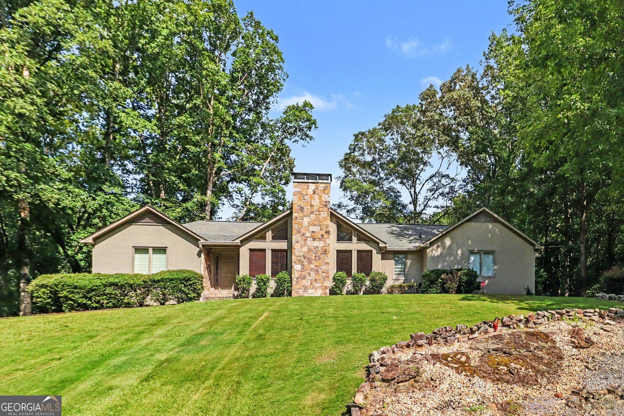 3 bedroom, 2.5 bathroom, 2,484 sq ft single family residence for sale at 4098 Happy Valley Circle, Newnan, GA 30263 — photo 1 of 55