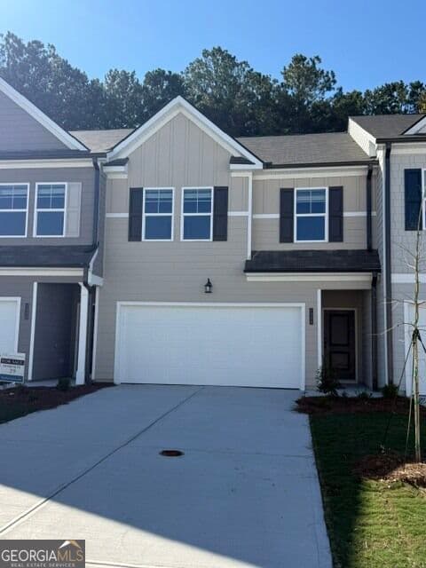 3 bedroom, 2.5 bathroom, 1,697 sq ft townhouse for sale at 1054 Merritt Drive 28, Villa Rica, GA 30180
