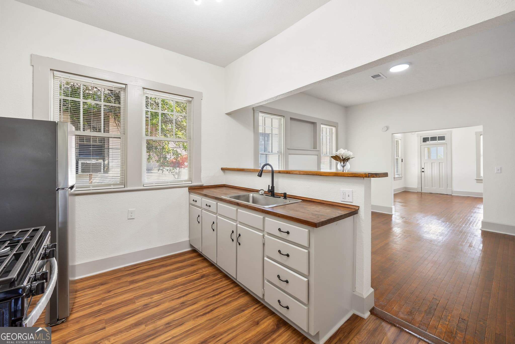 3 bedroom, 1 bathroom, 1,440 sq ft single family residence for sale at 2801 11th Avenue, Columbus, GA 31904 — photo 9