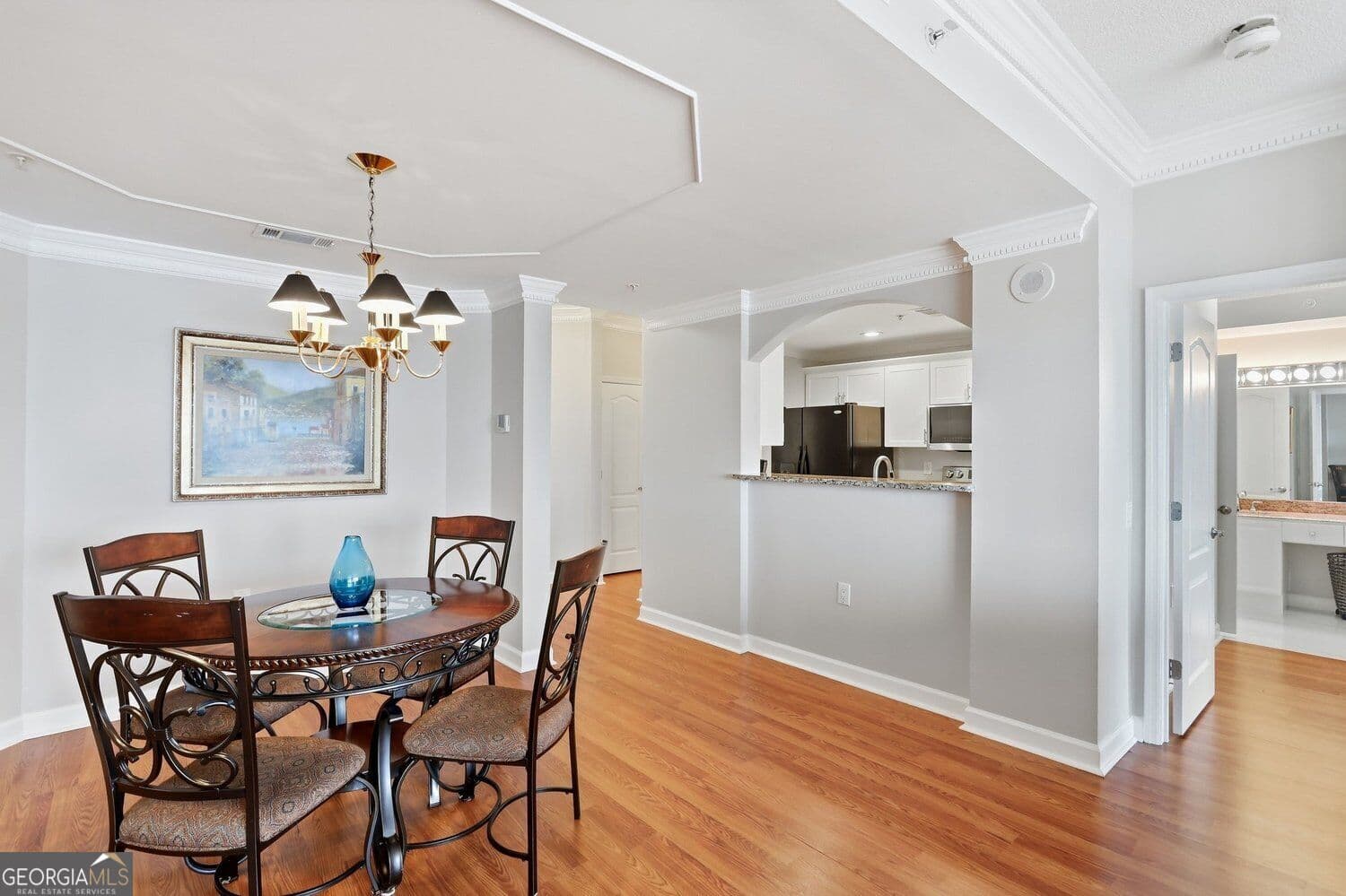 1 bedroom, 1.5 bathroom, 1,018 sq ft condominium for sale at 3475 Oak Valley Road 950, Atlanta, GA 30326 — photo 10