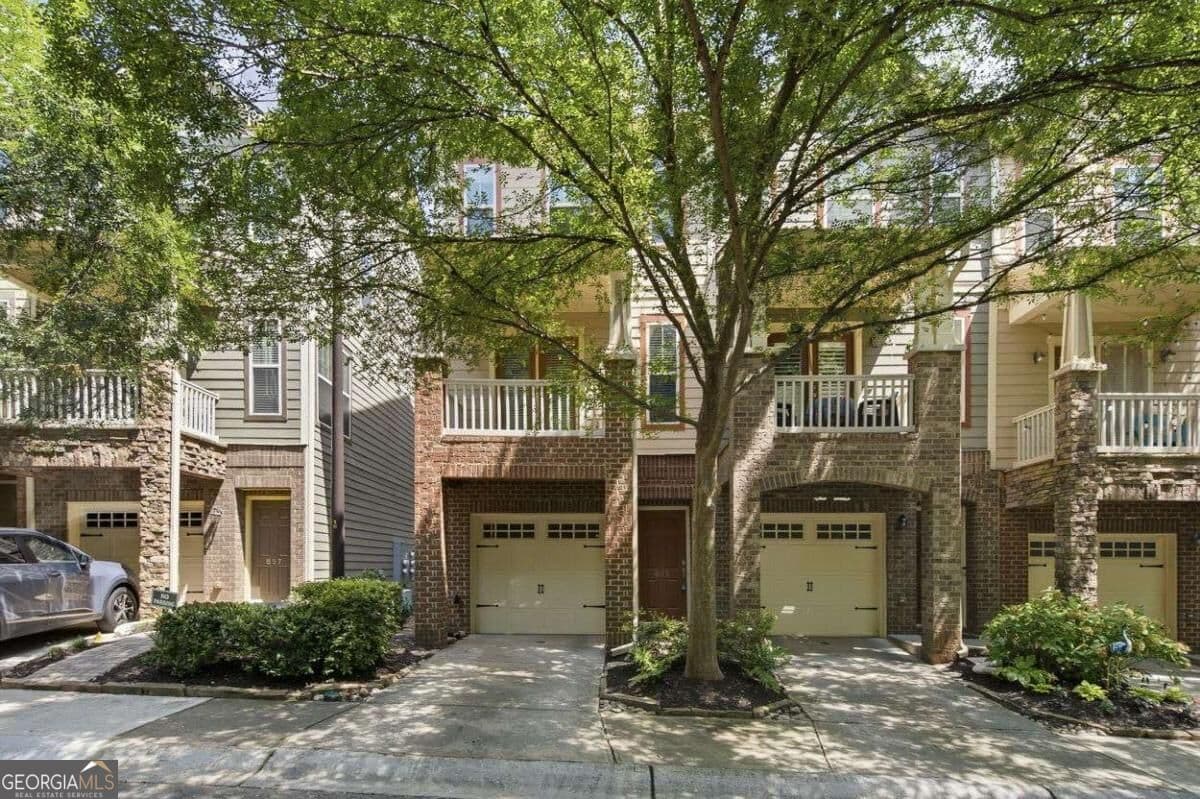 3 bedroom, 2.5 bathroom, 1,641 sq ft townhouse for sale at 855 Commonwealth Avenue, Atlanta, GA 30312 — photo 5