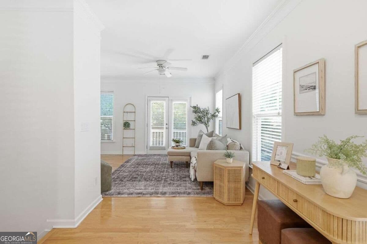 3 bedroom, 2.5 bathroom, 1,641 sq ft townhouse for sale at 855 Commonwealth Avenue, Atlanta, GA 30312 — photo 10
