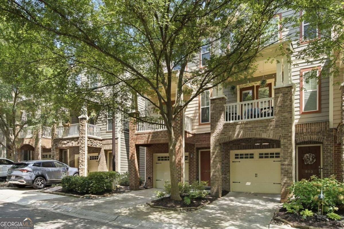 3 bedroom, 2.5 bathroom, 1,641 sq ft townhouse for sale at 855 Commonwealth Avenue, Atlanta, GA 30312 — photo 4