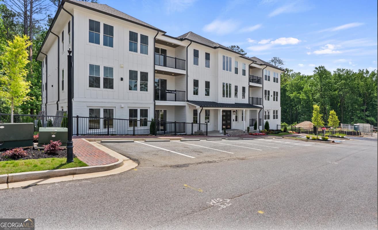 2 bedroom, 2.5 bathroom, 1,472 sq ft condominium for rent at 1050 Blair Lane 203, Peachtree City, GA 30269 for $3,300 a month — photo 3
