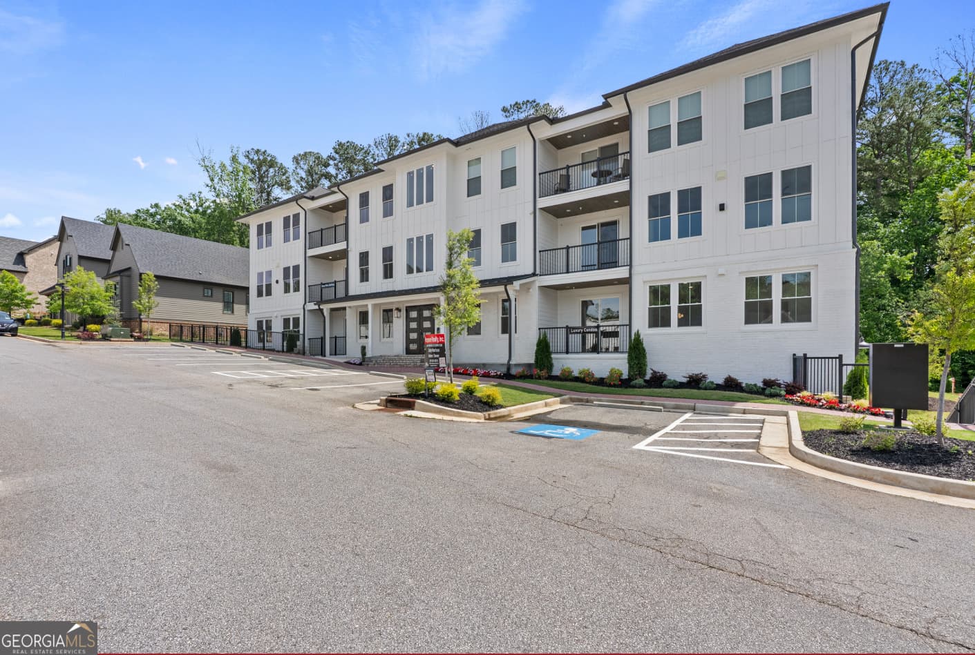 2 bedroom, 2.5 bathroom, 1,472 sq ft condominium for rent at 1050 Blair Lane 203, Peachtree City, GA 30269 for $3,300 a month — photo 4