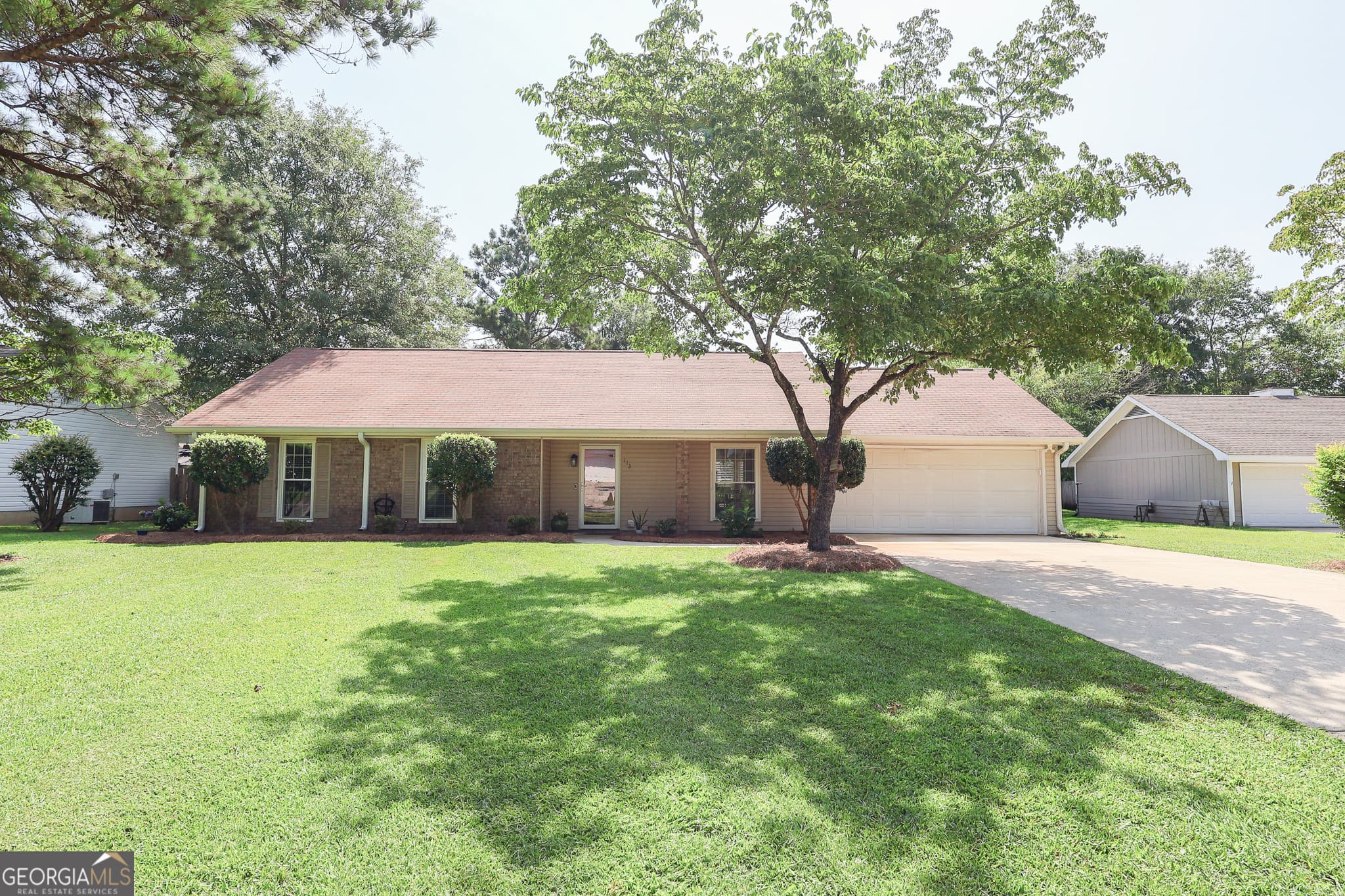 3 bedroom, 2 bathroom, 1,232 sq ft single family residence sold at 113 Heather Place, Centerville, GA 31028