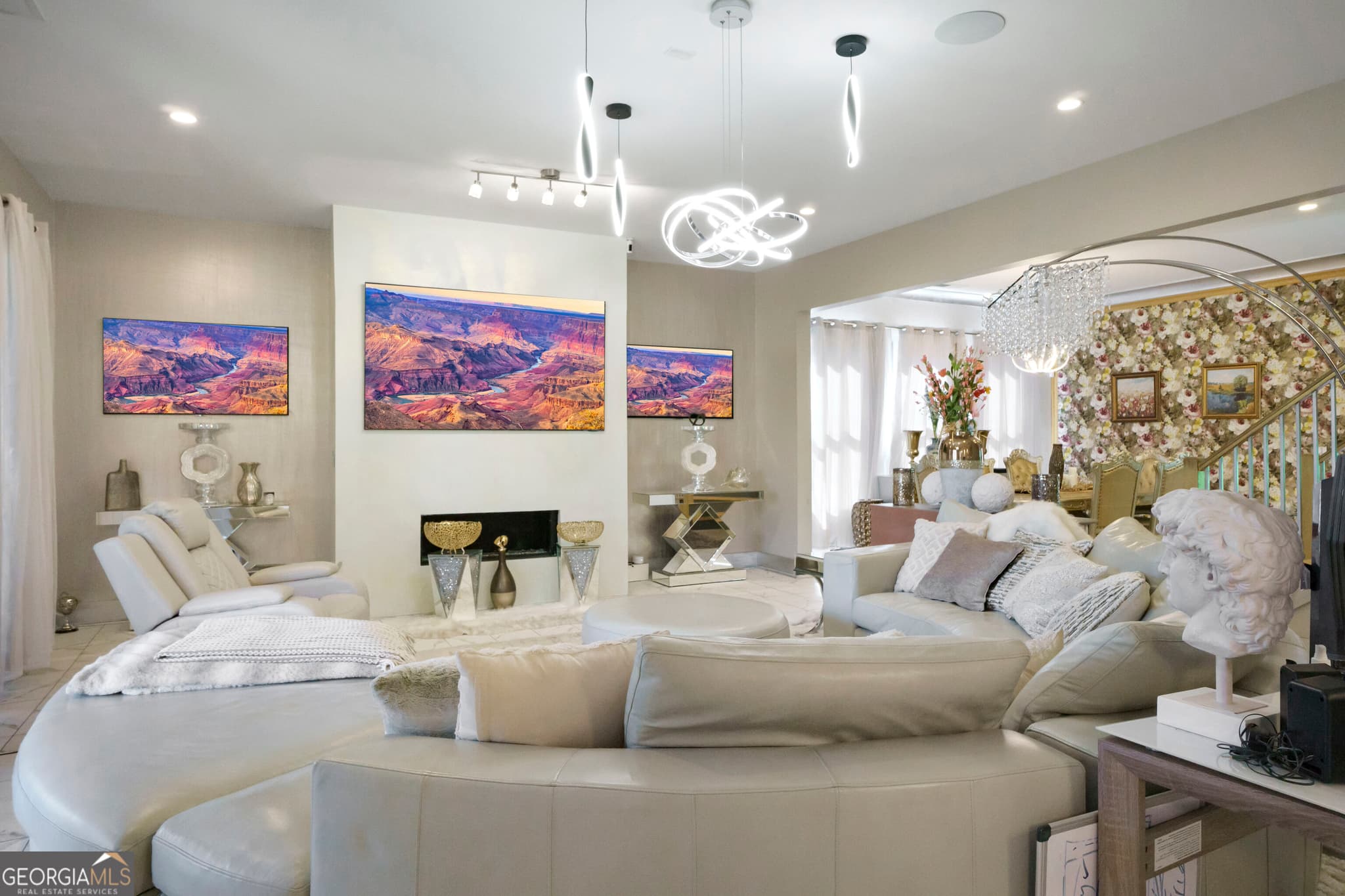 5 bedroom, 4.5 bathroom, 5,306 sq ft single family residence for sale at 2981 Lookout Place, Atlanta, GA 30305 — photo 4