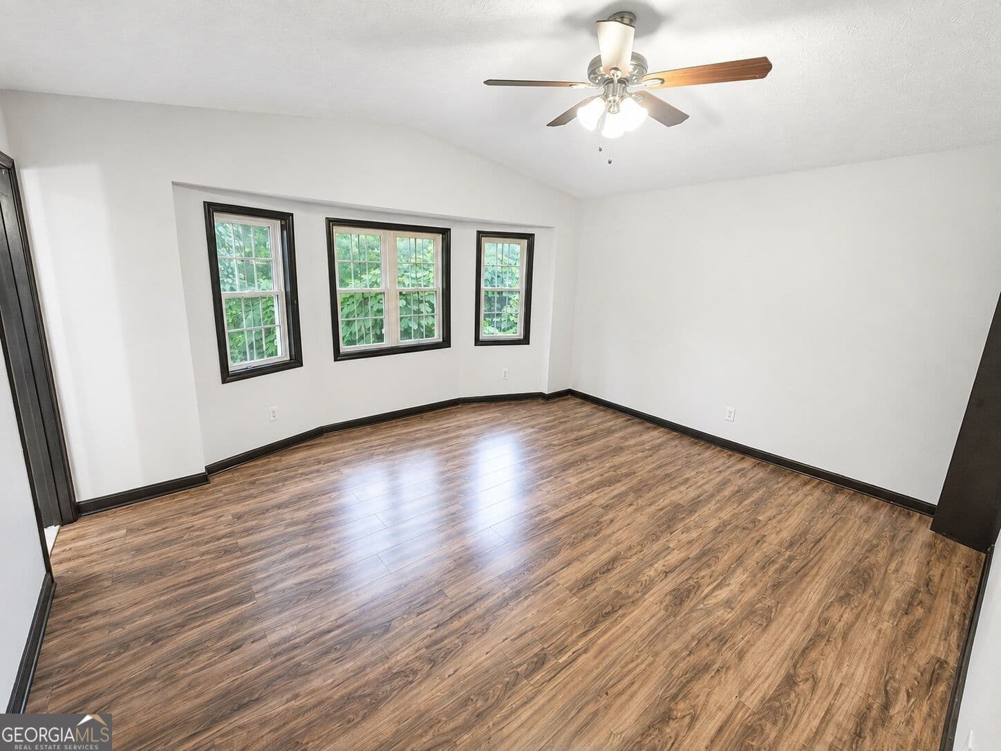 4 bedroom, 3 bathroom, 1,213 sq ft single family residence for sale at 1758 Eric Circle, Lawrenceville, GA 30043 — photo 9