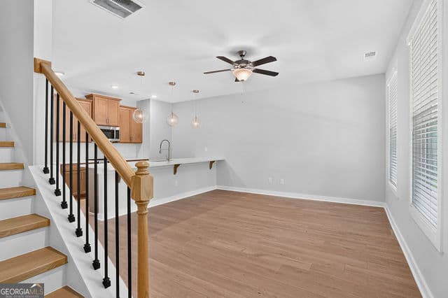 3 bedroom, 3 bathroom, 1,324 sq ft townhouse for sale at 245 Maddux Street LOT 19, Fayetteville, GA 30214 — photo 5