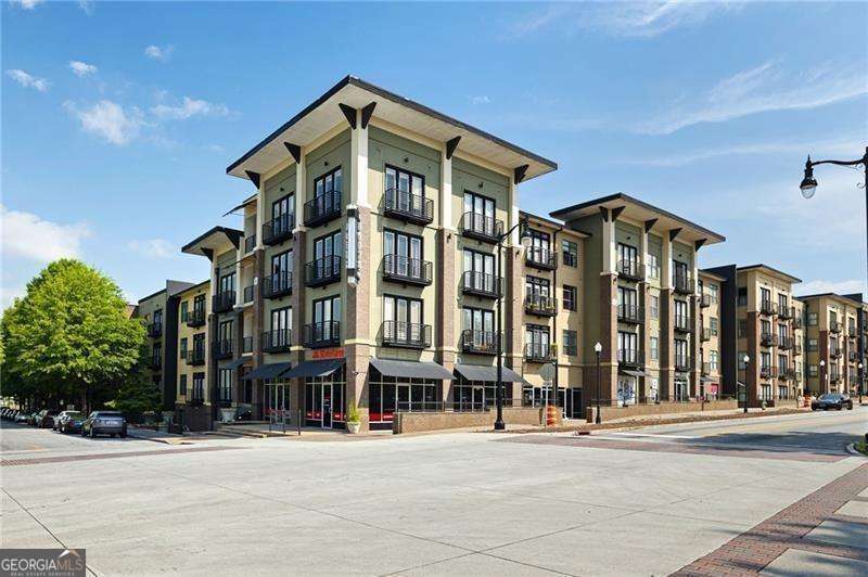 2 bedroom, 2 bathroom loft,condominium for sale at 5300 PEACHTREE Road 2309, Chamblee, GA 30341 — photo 1 of 43