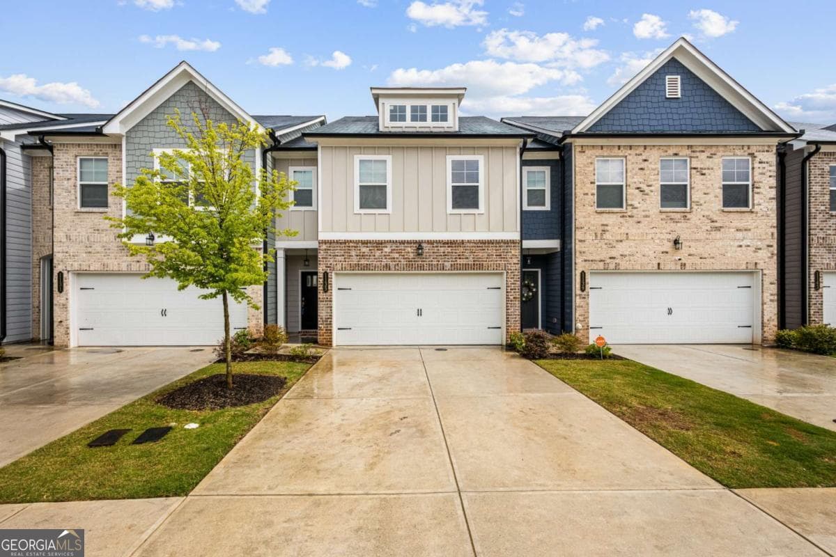 3 bedroom, 2.5 bathroom townhouse for rent at 1135 Elyse Lane, Mableton, GA 30126 for $2,500 a month — photo 1 of 1