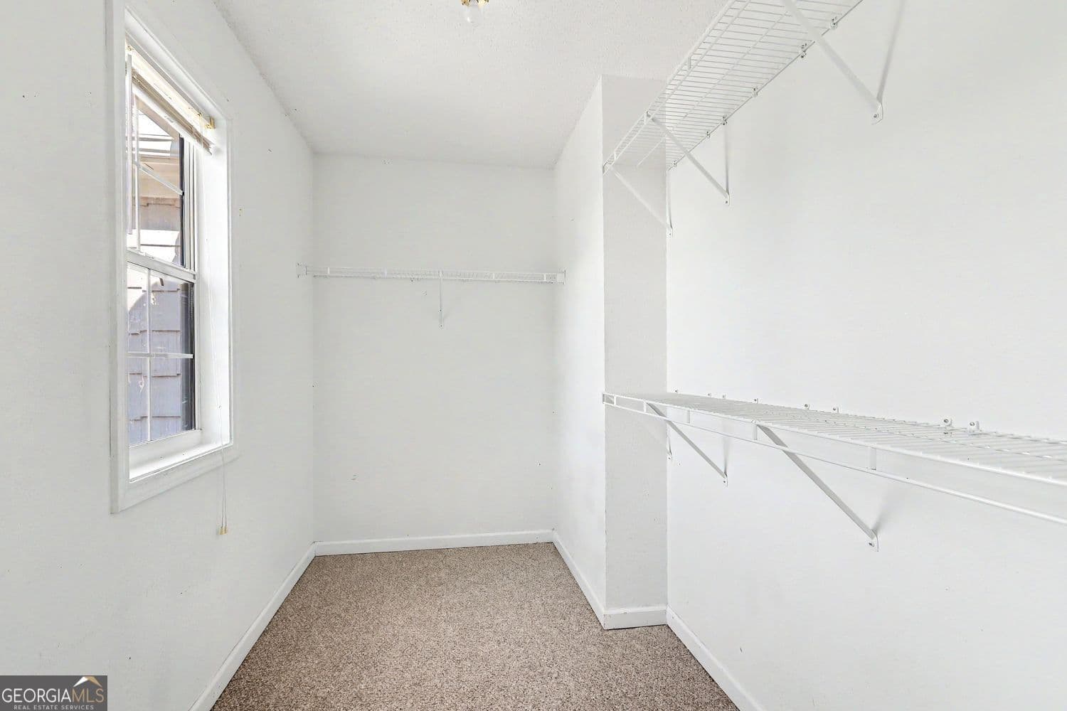 3 bedroom, 2.5 bathroom, 1,562 sq ft townhouse for sale at 136 Madeline Court, Mcdonough, GA 30253 — photo 3