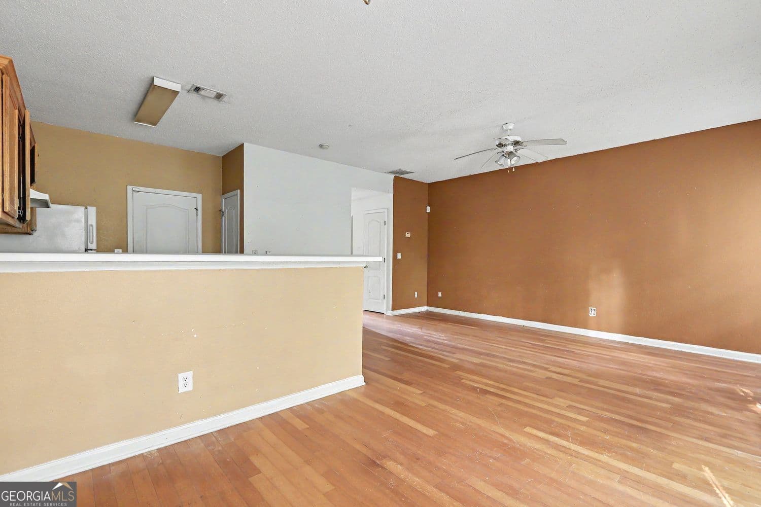 3 bedroom, 2.5 bathroom, 1,562 sq ft townhouse for sale at 136 Madeline Court, Mcdonough, GA 30253 — photo 9